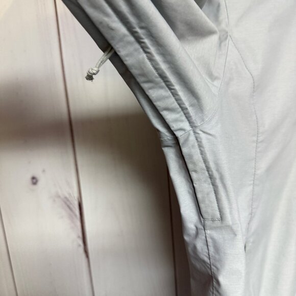 The North Face Resolve 2 Women’s Large Gray DryVent Rain Jacket EUC - Picture 4 of 13